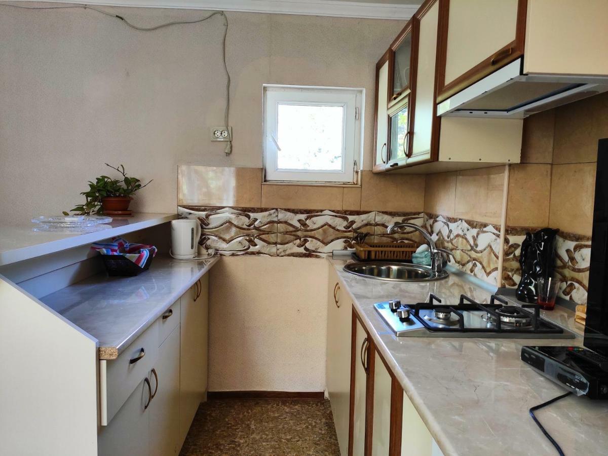 Guesthouse Ttt Тбилиси Экстерьер фото