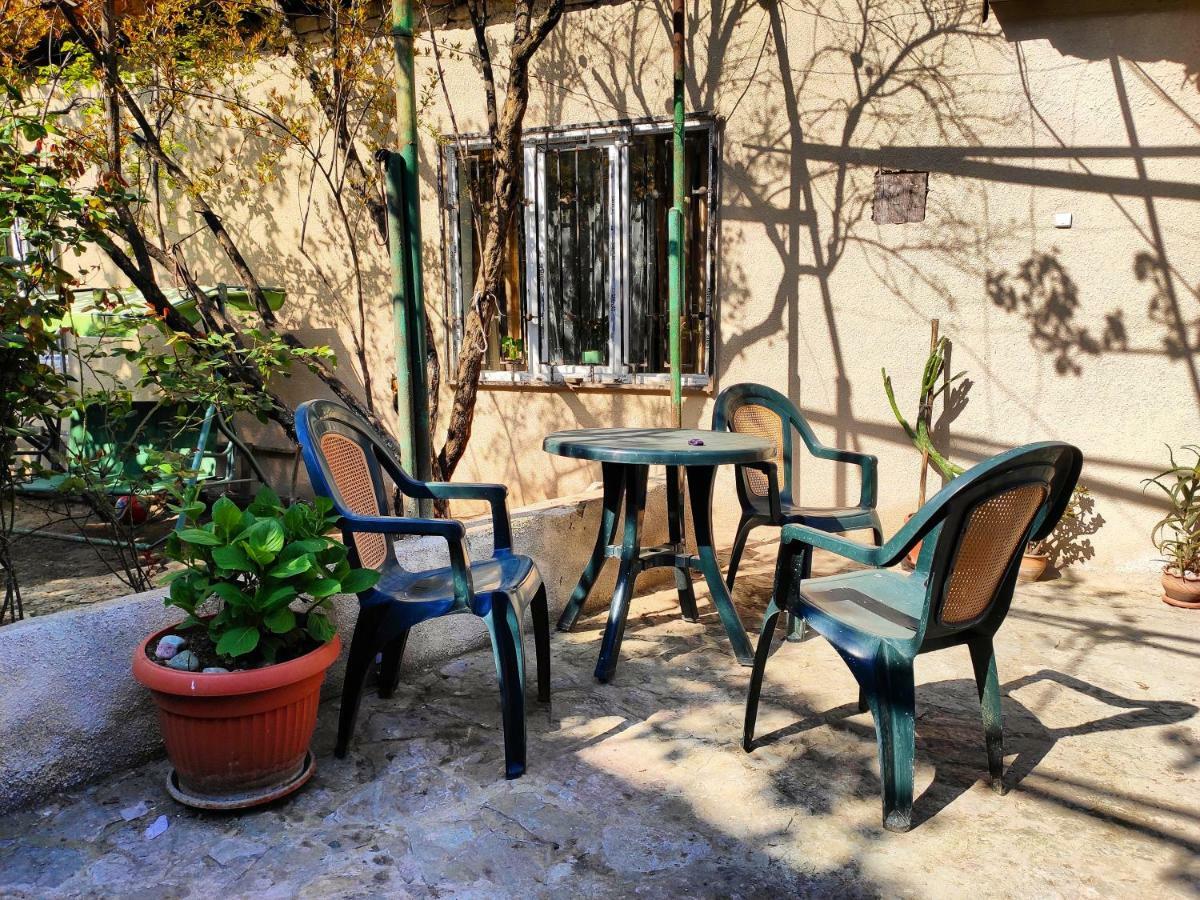 Guesthouse Ttt Тбилиси Экстерьер фото